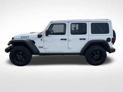 Used 2024 Jeep Wrangler Unlimited AWD/4WD image 4