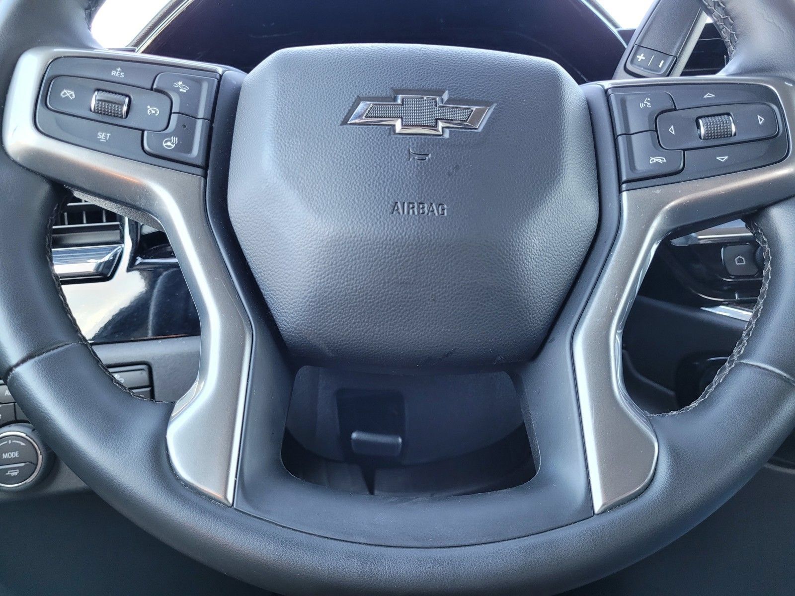 Used 2024 Chevrolet Silverado 1500 RST AWD/4WD image 25