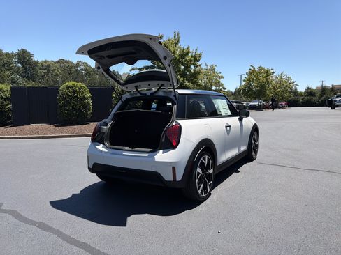 New 2026 MINI Cooper S FWD image 36