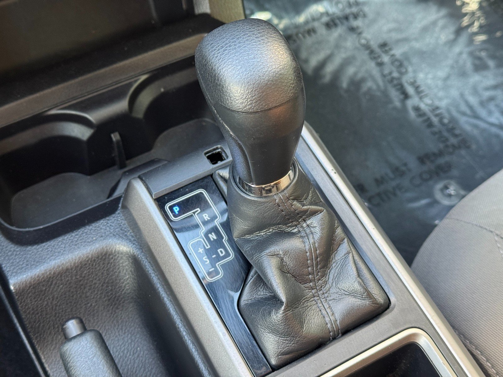 Used 2020 Toyota Tacoma SR5 RWD image 26
