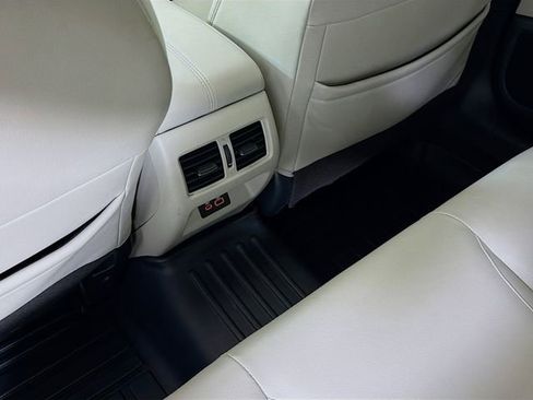Used 2022 Nissan Altima 2.5 SL FWD image 26