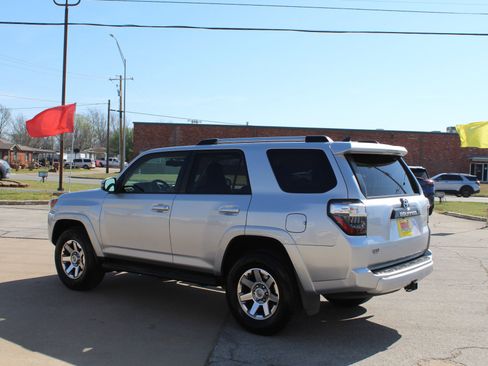 Used 2015 Toyota 4Runner Trail Premium image 8