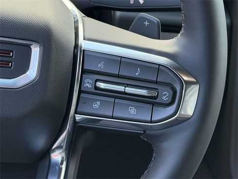 New 2026 GMC Yukon Elevation image 13