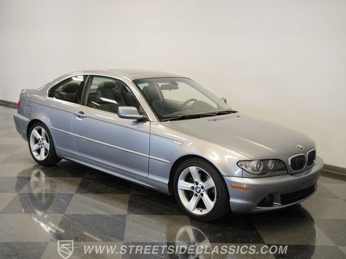 Used 2004 BMW 325Ci Coupe image 32