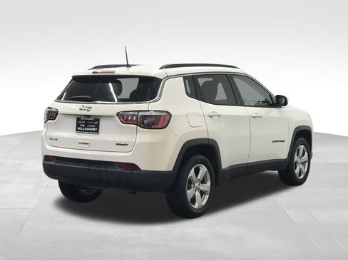 Used 2018 Jeep Compass Latitude w/ Cold Weather Group image 8