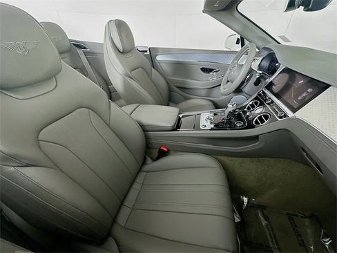 Used 2023 Bentley Continental GT S image 28
