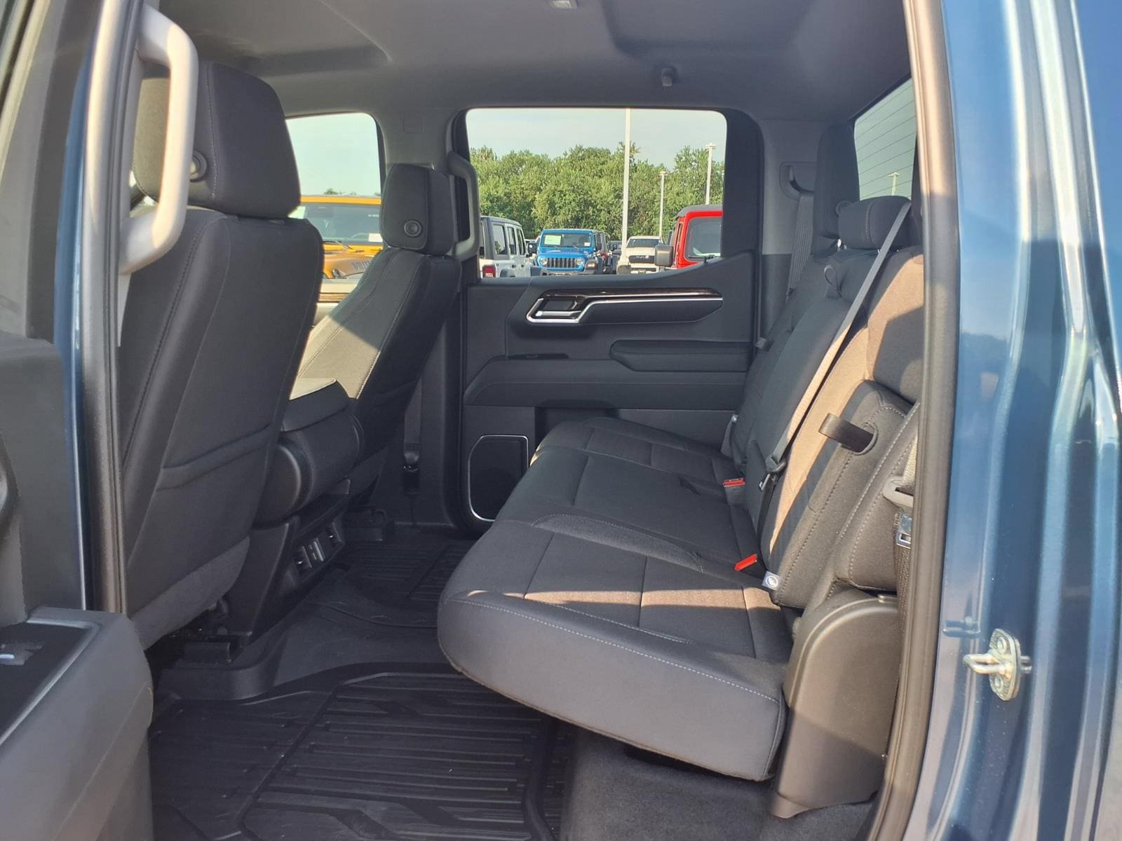 Used 2026 GMC Sierra 1500 Elevation w/ Elevation Select Package RWD image 10