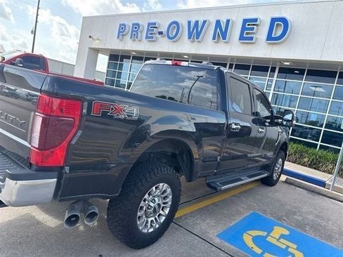 Used 2020 Ford F250 XLT w/ XLT Premium Package AWD/4WD image 11