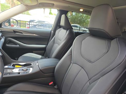 Certified 2026 INFINITI QX60 Luxe w/ Cargo Package FWD image 17