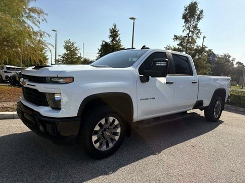 Used 2025 Chevrolet Silverado 2500 Custom w/ Custom Value Package AWD/4WD image 7