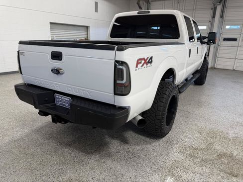 Used 2016 Ford F250 XLT w/ XLT Value Package AWD/4WD image 5