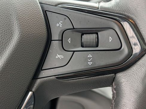 Used 2023 Chevrolet Bolt EUV Premier w/ Sun & Sound Package FWD image 33