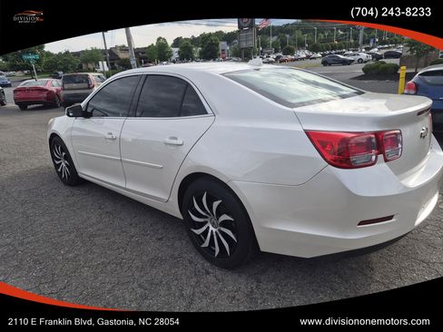 Used 2013 Chevrolet Malibu LT FWD image 5