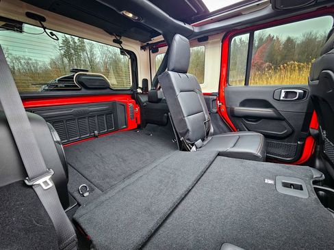 New 2026 Jeep Wrangler Sahara image 38