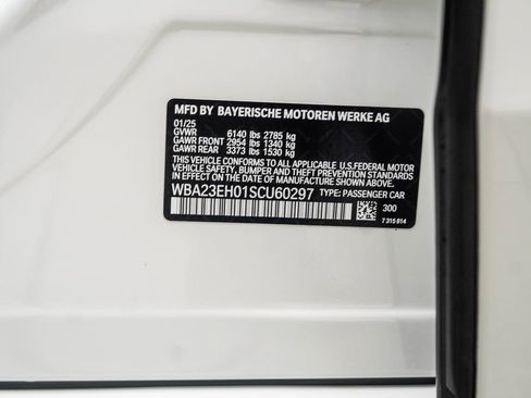 Used 2025 BMW 740i RWD image 44