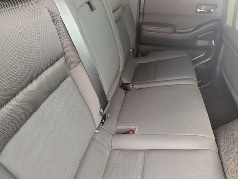 Certified 2022 Nissan Frontier SV image 14