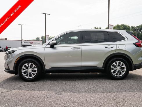 Used 2025 Honda CR-V LX image 4
