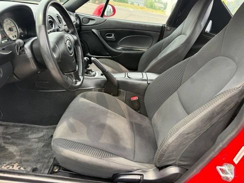 Used 2005 MAZDA MX-5 Miata w/ Convenience Pkg RWD image 21