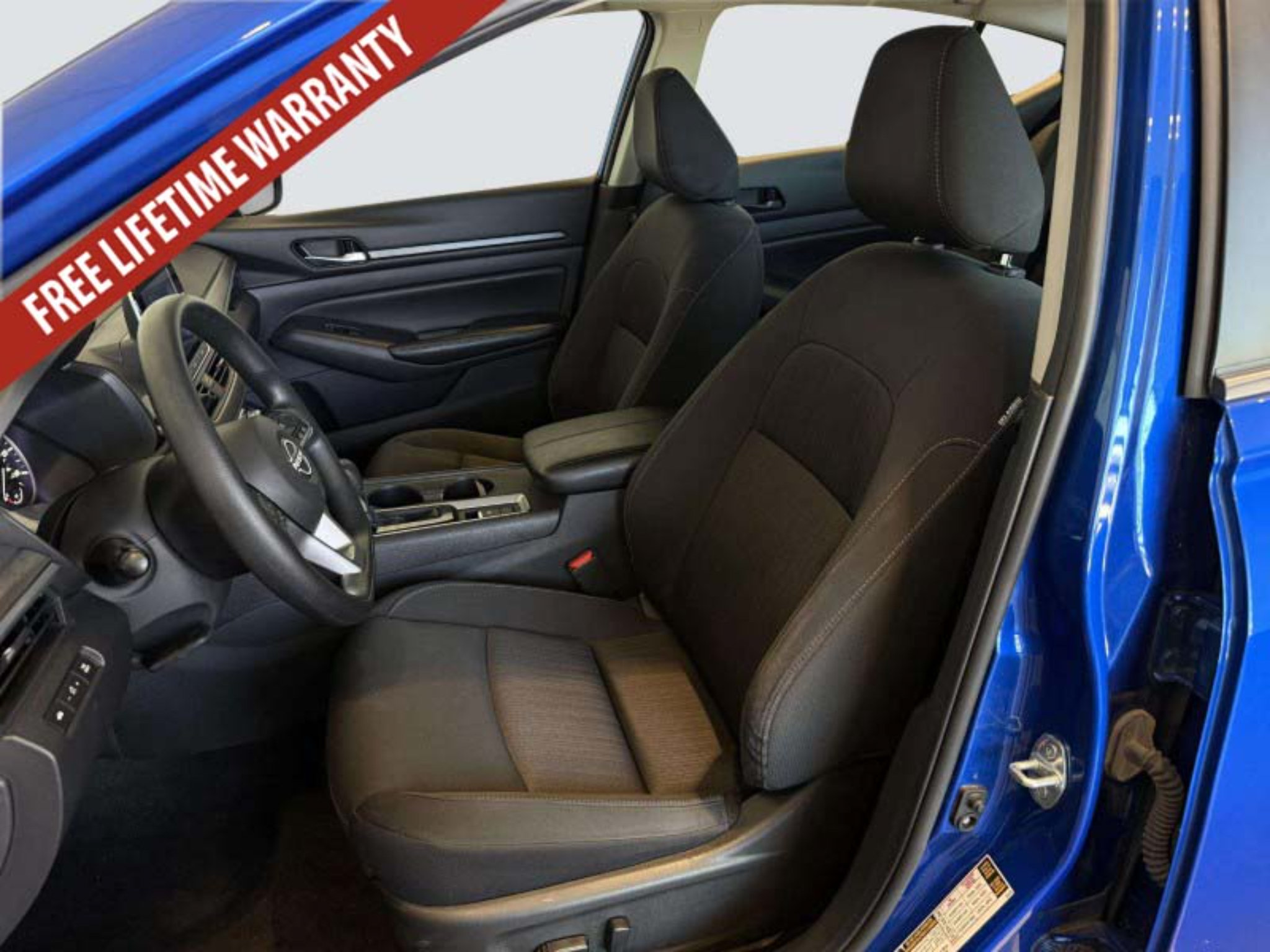 Used 2025 Nissan Altima 2.5 SV AWD/4WD image 28