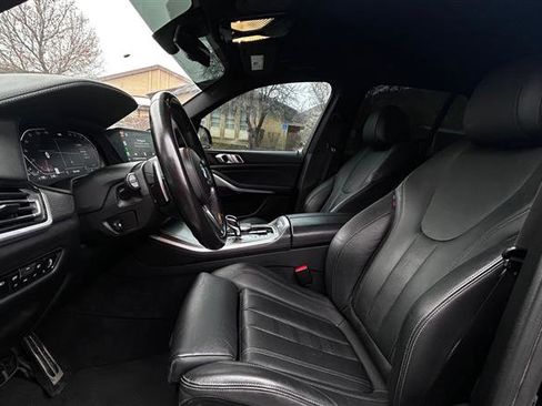 Used 2021 BMW X5 xDrive40i w/ M Sport Package image 14