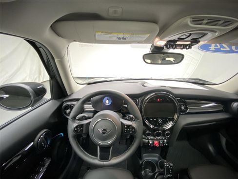Certified 2024 MINI Cooper S FWD image 31