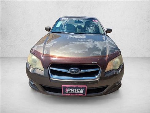 Used 2008 Subaru Legacy 2.5i Limited AWD/4WD image 2