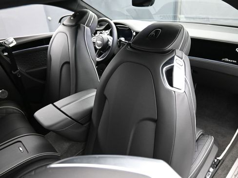 Certified 2023 Bentley Continental GT Azure image 26