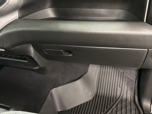 New 2026 RAM 2500 Tradesman AWD/4WD image 25