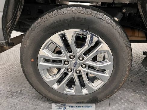 Used 2022 Ford F150 Lariat AWD/4WD image 15