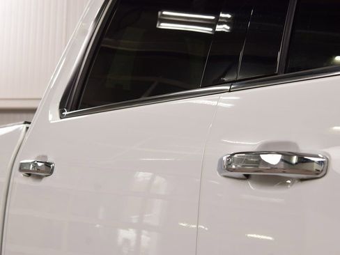 Used 2024 Chevrolet Silverado 3500 High Country w/ Technology Package image 21