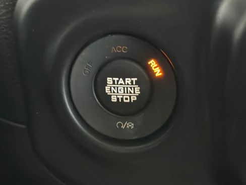 Used 2020 Jeep Gladiator Overland AWD/4WD image 22
