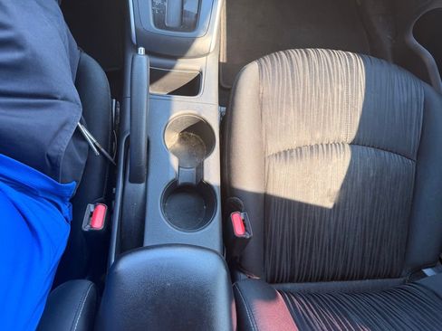 Used 2018 Nissan Sentra SV FWD image 19