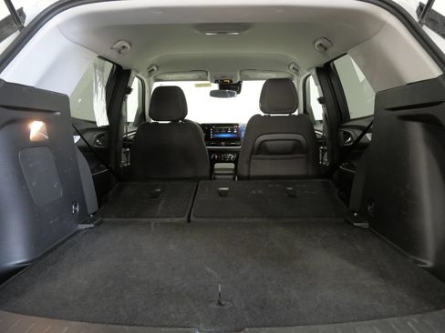 Used 2025 Chevrolet TrailBlazer LT FWD image 27
