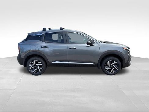 New 2026 Nissan Kicks SV w/ Charging Package FWD image 5