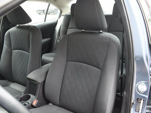 Used 2025 Toyota Corolla LE FWD image 17