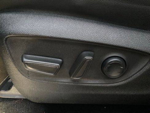 Used 2023 Toyota Highlander XSE image 15