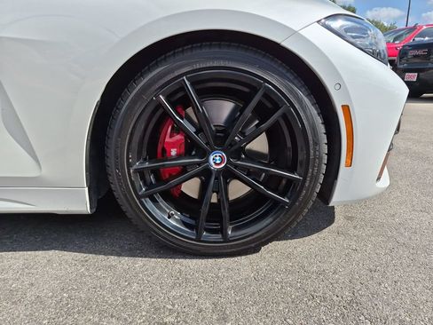 Used 2023 BMW M440i Convertible w/ Premium Package RWD image 17