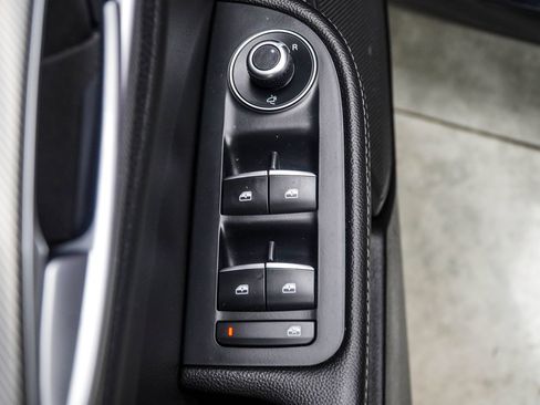 Used 2024 Alfa Romeo Giulia Veloce RWD image 37