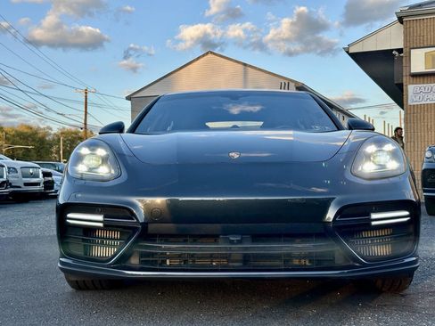 Used 2017 Porsche Panamera Turbo image 11