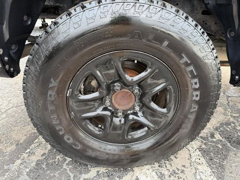 Used 2014 Toyota Tundra SR image 9