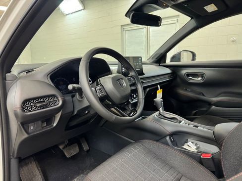 New 2026 Honda HR-V Sport image 12