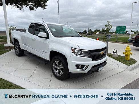 Used 2018 Chevrolet Colorado Z71 AWD/4WD image 7