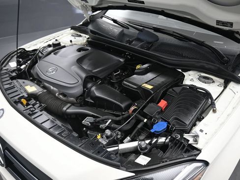 Used 2016 Mercedes-Benz GLA 250 image 48