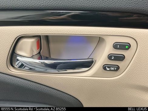 Used 2016 Honda Pilot Touring image 16