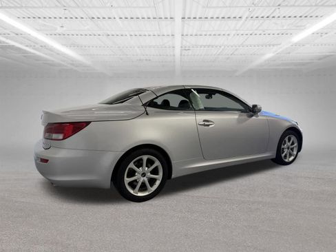 Used 2011 Lexus IS 250C w/ Luxury Pkg RWD image 5