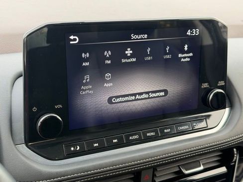 Used 2023 Nissan Rogue SL w/ SL Premium Package image 35