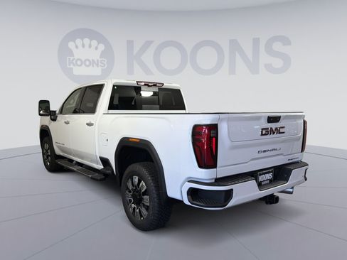 New 2026 GMC Sierra 2500 Denali w/ Denali Reserve Package AWD/4WD image 4