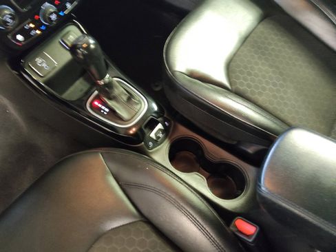 Used 2021 Jeep Compass Latitude w/ Sun and Sound Group FWD image 26