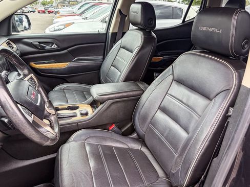 Used 2017 GMC Acadia Denali w/ Technology Package FWD image 42