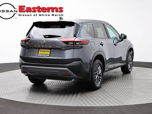 Used 2023 Nissan Rogue S AWD/4WD image 5